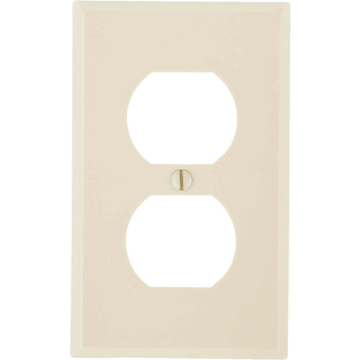 Picture of Leviton Plastic Outlet Wall Plate